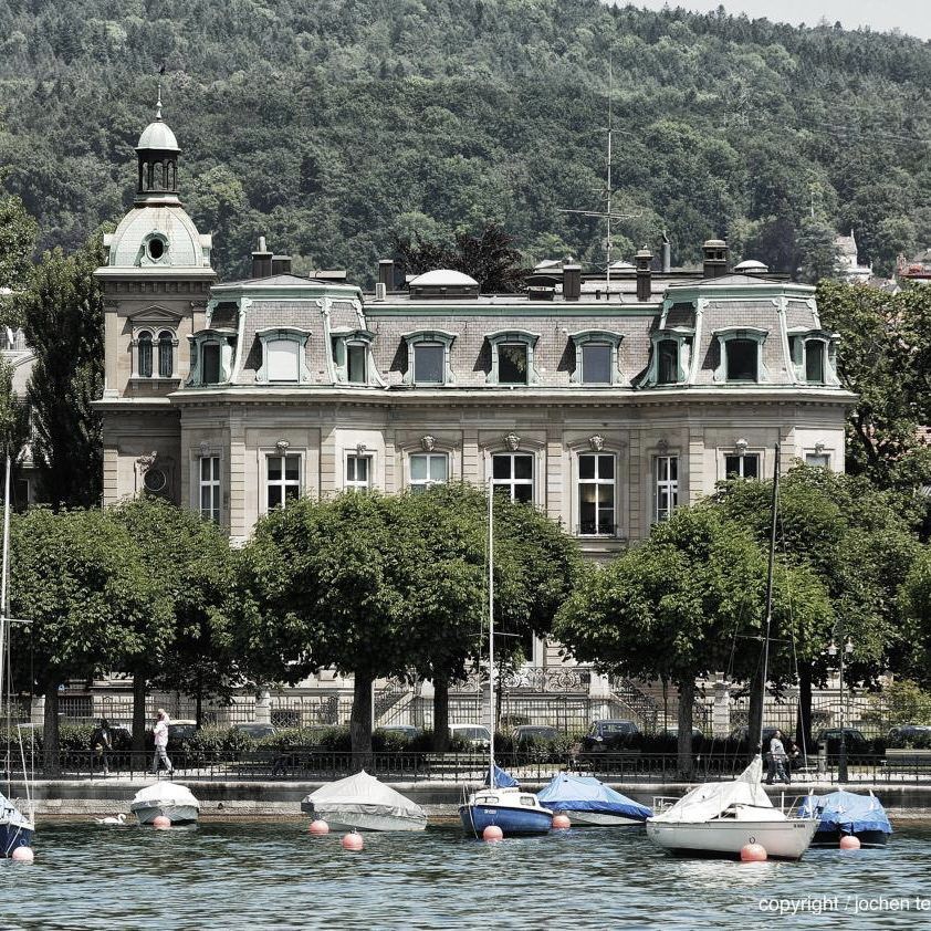 Villa an der Seepromenade